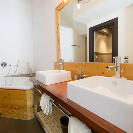 Ξενοδοχείο Alpenlodge