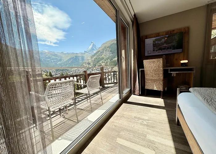 アルペンロッジ ホテル