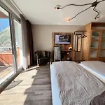 アルペンロッジ ホテル 3*