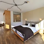 アルペンロッジ 3* ツェルマット