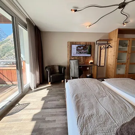 Alpenlodge Szálloda 3*